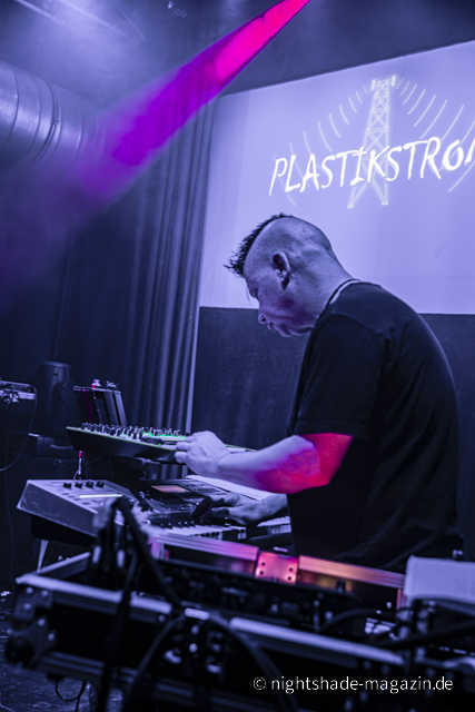 Plastikstrom