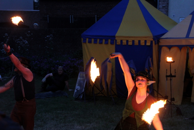 Feuershow Flying Fire Poy