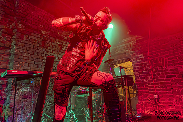 Super Dragon Punch!!