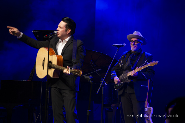 Best of Cash, Lewis & more