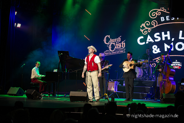 Best of Cash, Lewis & more