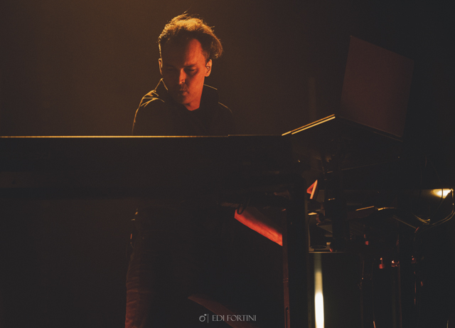 VNV Nation