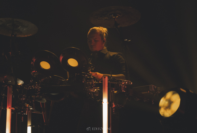 VNV Nation