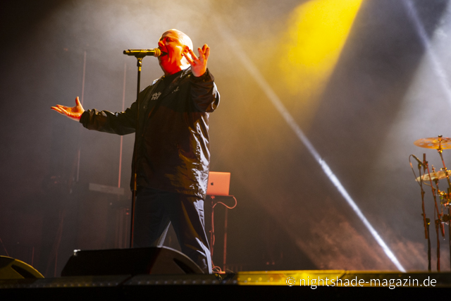 VNV Nation