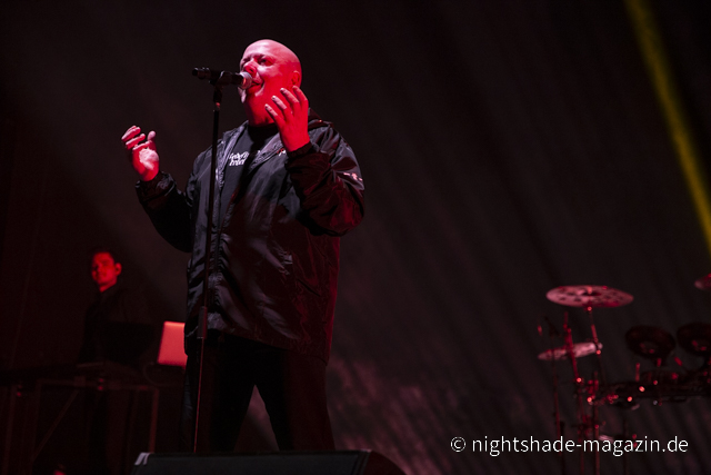 VNV Nation
