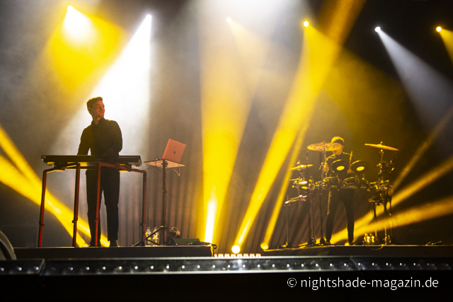 VNV Nation