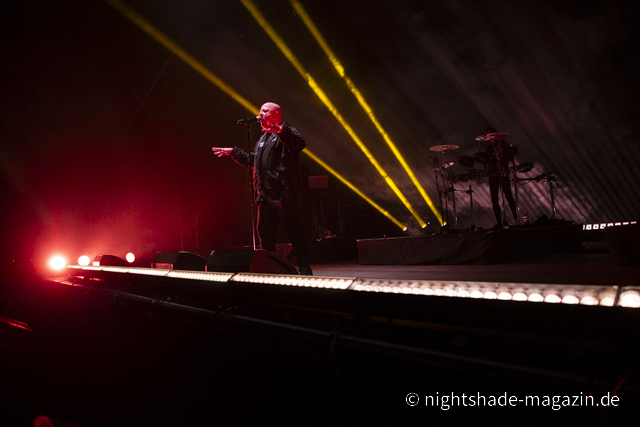 VNV Nation
