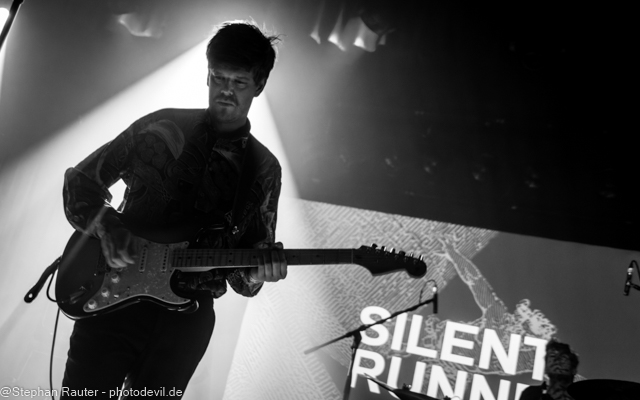 Silent Runners