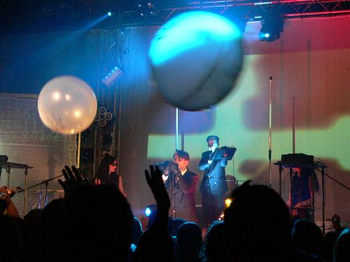 Welle: Erdball
