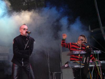 WGT 2006: Metallsprhunde Parkbhne